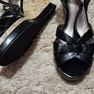 Elegant Black Wedge Sandals